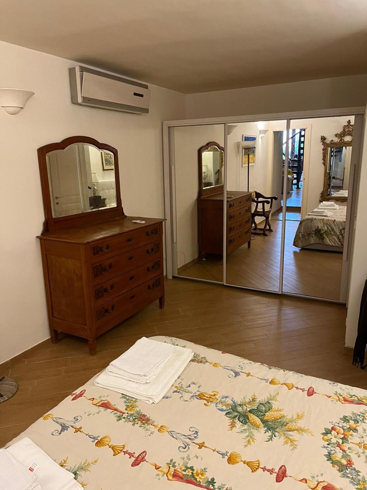 Loft Tanzi Daire Bari Oda fotoğraf